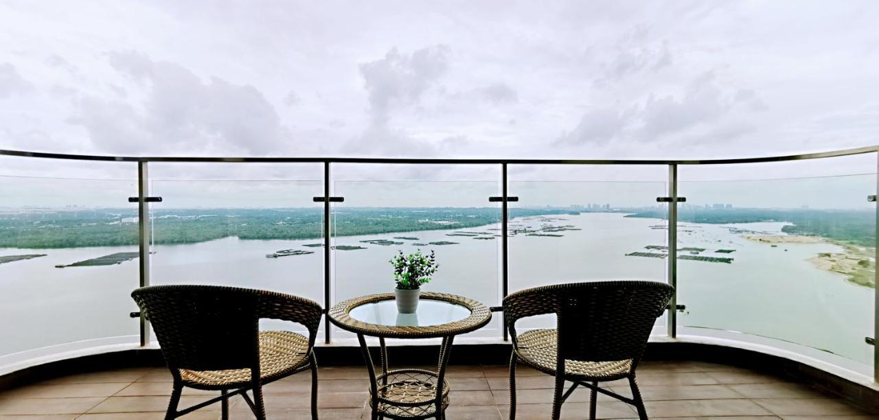Ferienwohnung Superb Seaview Royal Strand Danga Bay Country Garden Johor Bahru Exterior foto